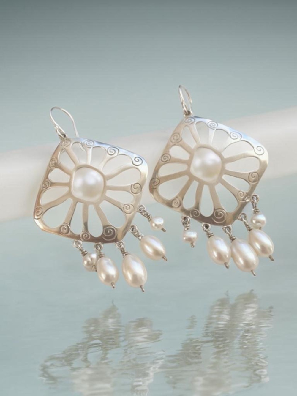 Silpada “Budding Beauty” Sterling and Pearl Dangle Earrings W2165 - Picture 8 of 9